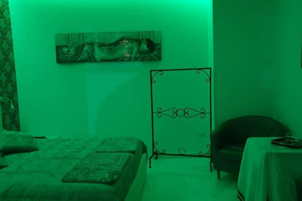 Room Black Naples 0*,  Italy